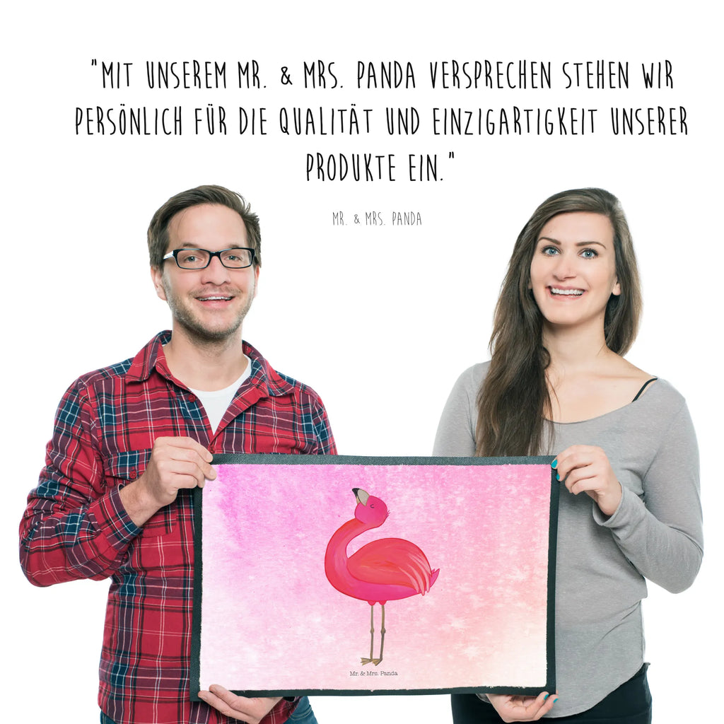 Fußmatte Flamingo Stolz Türvorleger, Schmutzmatte, Fußabtreter, Matte, Schmutzfänger, Fußabstreifer, Schmutzfangmatte, Türmatte, Motivfußmatte, Haustürmatte, Vorleger, Fussmatten, Fußmatten, Gummimatte, Fußmatte außen, Fußmatte innen, Fussmatten online, Gummi Matte, Sauberlaufmatte, Fußmatte waschbar, Fußmatte outdoor, Schmutzfangmatte waschbar, Eingangsteppich, Fußabstreifer außen, Fußabtreter außen, Schmutzfangteppich, Fußmatte außen wetterfest, Flamingo, stolz, Freude, Selbstliebe, Selbstakzeptanz, Freundin, beste Freundin, Tochter, Mama, Schwester