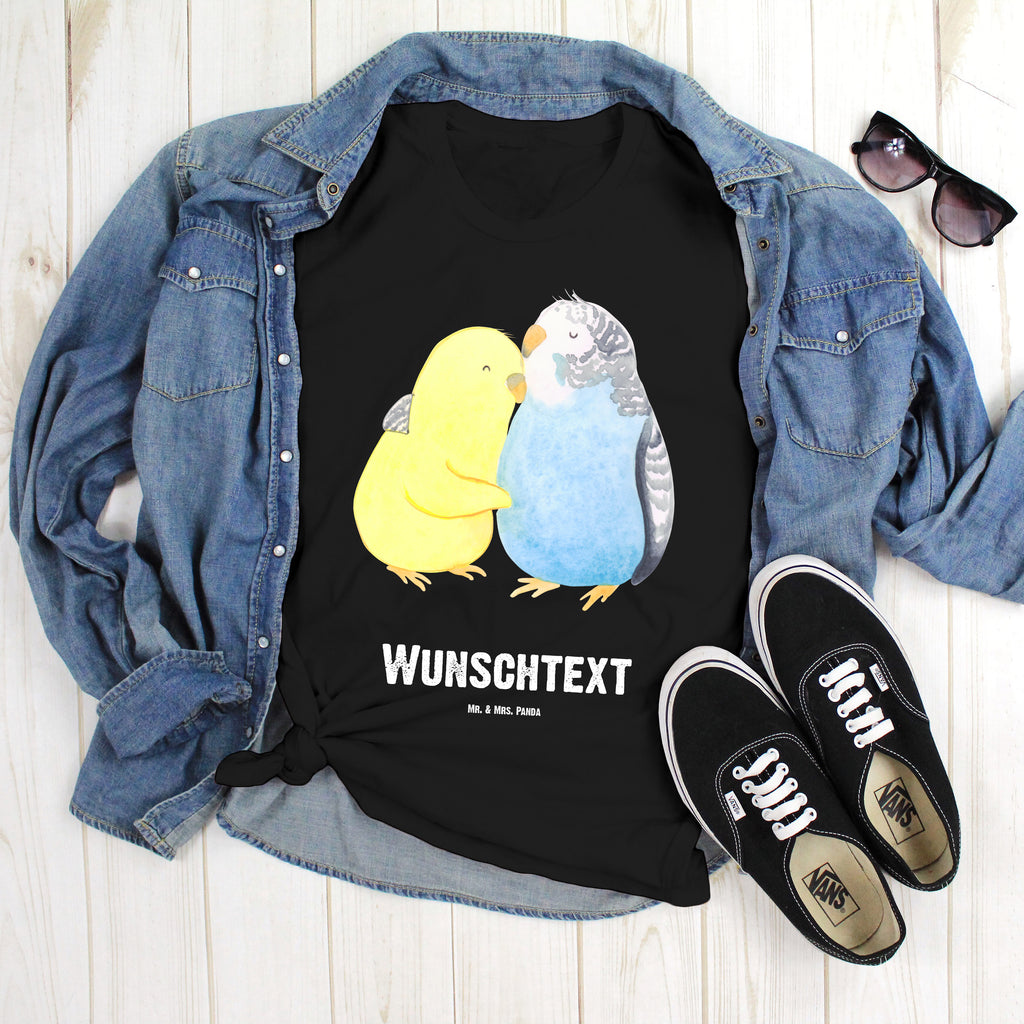 Personalisiertes T-Shirt Wellensittich Liebe T-Shirt, Shirt, Tshirt, Lustiges T-Shirt, T-Shirt mit Spruch, Party, Junggesellenabschied, Jubiläum, Geburstag, Herrn, Damen, Männer, Frauen, Schlafshirt, Nachthemd, Sprüche, Liebe, Partner, Freund, Freundin, Ehemann, Ehefrau, Heiraten, Verlobung, Heiratsantrag, Liebesgeschenk, Jahrestag, Hocheitstag, Vögel, Wellensittich, Nähe, Kuscheln, Vertrauen