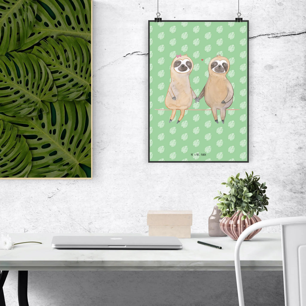 Poster Faultier Pärchen Poster, Wandposter, Bild, Wanddeko, Küchenposter, Kinderposter, Wanddeko Bild, Raumdekoration, Wanddekoration, Handgemaltes Poster, Mr. & Mrs. Panda Poster, Designposter, Kunstdruck, Posterdruck, Faultier, Faultier Geschenk, Faultier Deko, Faultiere, faul, Lieblingstier, Liebe, Liebespaar, Faultierliebe, Faultierpärchen, verliebt, verlobt, gemeinsam, relaxen, Pärchen, Beziehung, Langsamkeit