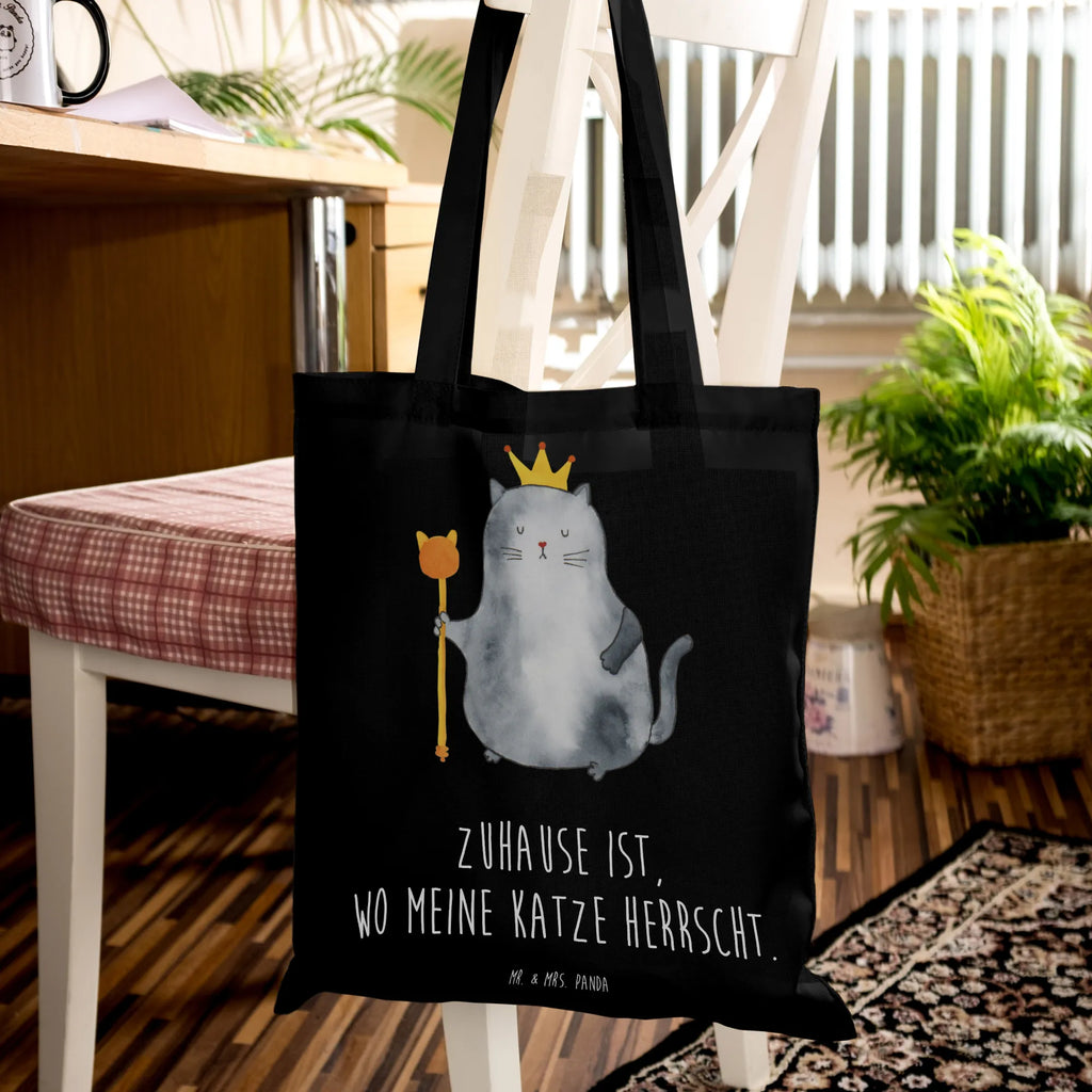 Tragetasche Katze König Beuteltasche, Beutel, Einkaufstasche, Jutebeutel, Stoffbeutel, Tasche, Shopper, Umhängetasche, Strandtasche, Schultertasche, Stofftasche, Tragetasche, Badetasche, Jutetasche, Einkaufstüte, Laptoptasche, Katze, Katzenmotiv, Katzenfan, Katzendeko, Katzenfreund, Katzenliebhaber, Katzenprodukte, Katzenartikel, Katzenaccessoires, Katzensouvenirs, Katzenliebhaberprodukte, Katzenmotive, Katzen, Kater, Mietze, Cat, Cats, Katzenhalter, Katzenbesitzerin, Haustier, König, Königin, Queen, Familie, Mietzhaus, Wohnung, erste eigenen Wohnung, Umzug, Einzug