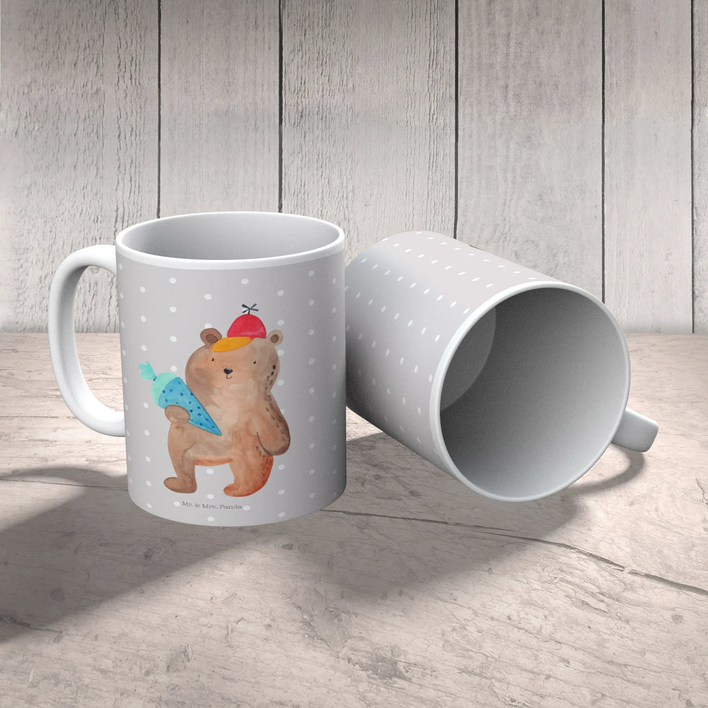 Kindertasse Bär mit Schultüte Kindertasse, Kinder Tasse, Kunststoff Tasse, Kindergarten Tasse, Trinkbecher, Camping Becher, Kaffeetasse, Kunststoffbecher, Kindergartenbecher, Outdoorgeschirr, Kunststoffgeschirr, Reisebecher, Reisetasse, Kinderbecher, Bruchfeste Tasse, Bruchsichere Tasse, Plastik Tasse, Plastiktasse, Bär, Teddy, Teddybär, Bär Motiv, Schultüte, Erster Schultag Geschenk, Einschulung Geschenk, Schule Geschenk, Grundschule, Schulanfang, Schulbeginn