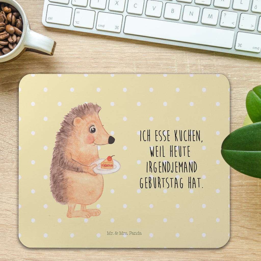 Mauspad Igel mit Kuchenstück Mousepad, Computer zubehör, Büroausstattung, PC Zubehör, Arbeitszimmer, Mauspad, Einzigartiges Mauspad, Designer Mauspad, Mausunterlage, Mauspad Büro, Tiermotive, Gute Laune, lustige Sprüche, Tiere, Igel, Essen Spruch, Kuchen, Backen Geschenk, Kuchen backen, Einladung Party, Geburtstagskuchen, Torte