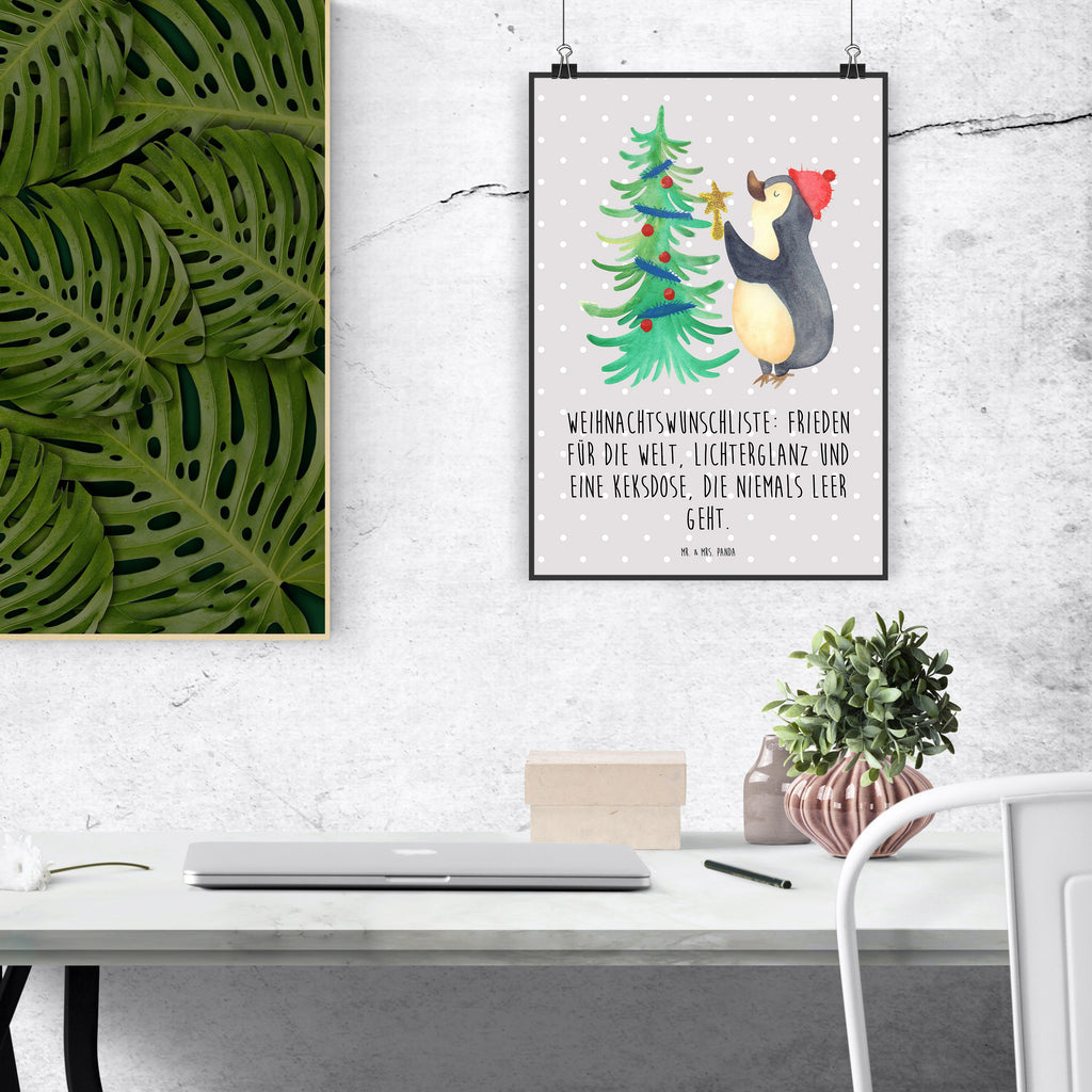 Poster Pinguin Weihnachtsbaum Poster, Wandposter, Bild, Wanddeko, Küchenposter, Kinderposter, Wanddeko Bild, Raumdekoration, Wanddekoration, Handgemaltes Poster, Mr. & Mrs. Panda Poster, Designposter, Kunstdruck, Posterdruck, Winter, Weihnachten, Weihnachtsdeko, Nikolaus, Advent, Heiligabend, Wintermotiv, Pinguin