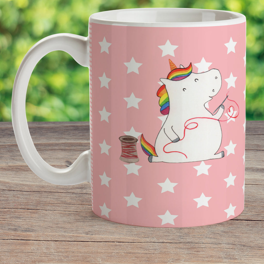 Kindertasse Einhorn Näherin Kindertasse, Kinder Tasse, Kunststoff Tasse, Kindergarten Tasse, Trinkbecher, Camping Becher, Kaffeetasse, Kunststoffbecher, Kindergartenbecher, Outdoorgeschirr, Kunststoffgeschirr, Reisebecher, Reisetasse, Kinderbecher, Bruchfeste Tasse, Bruchsichere Tasse, Plastik Tasse, Plastiktasse, Einhorn, Einhörner, Einhorn Deko, Pegasus, Unicorn, Näherin, nähen, Mädchen, Freundin, Häkeln, Stricken, basteln, Nähzimmer