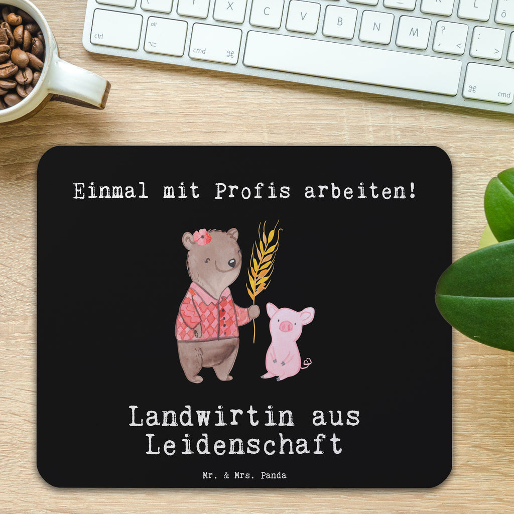 Mauspad Landwirtin aus Leidenschaft Mousepad, Computer zubehör, Büroausstattung, PC Zubehör, Arbeitszimmer, Mauspad, Einzigartiges Mauspad, Designer Mauspad, Mausunterlage, Mauspad Büro, Beruf, Ausbildung, Jubiläum, Abschied, Rente, Kollege, Kollegin, Geschenk, Schenken, Arbeitskollege, Mitarbeiter, Firma, Danke, Dankeschön, Landwirtin, Bäuerin, Tierwirtin, Agronomin, Farmerin, Bauernhof