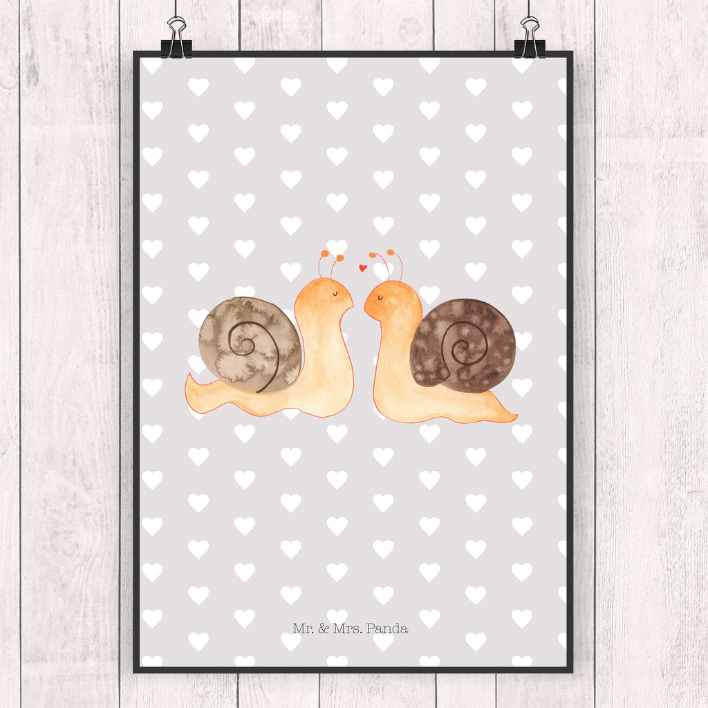 Poster Schnecken Liebe Poster, Wandposter, Bild, Wanddeko, Küchenposter, Kinderposter, Wanddeko Bild, Raumdekoration, Wanddekoration, Handgemaltes Poster, Mr. & Mrs. Panda Poster, Designposter, Kunstdruck, Posterdruck, Liebe, Partner, Freund, Freundin, Ehemann, Ehefrau, Heiraten, Verlobung, Heiratsantrag, Liebesgeschenk, Jahrestag, Hocheitstag