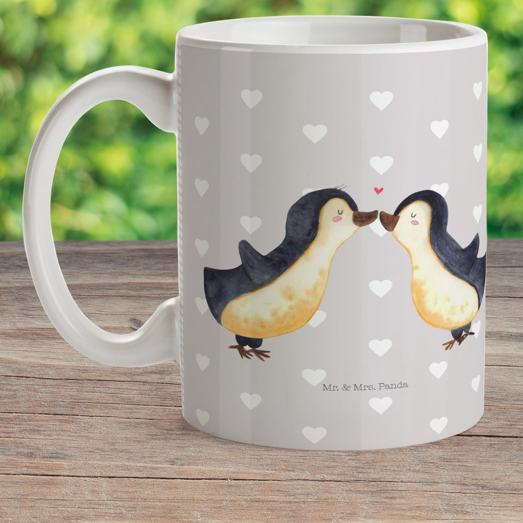 Kindertasse Pinguin Liebe Kindertasse, Kinder Tasse, Kunststoff Tasse, Kindergarten Tasse, Trinkbecher, Camping Becher, Kaffeetasse, Kunststoffbecher, Kindergartenbecher, Outdoorgeschirr, Kunststoffgeschirr, Reisebecher, Reisetasse, Kinderbecher, Bruchfeste Tasse, Bruchsichere Tasse, Plastik Tasse, Plastiktasse, Liebe, Partner, Freund, Freundin, Ehemann, Ehefrau, Heiraten, Verlobung, Heiratsantrag, Liebesgeschenk, Jahrestag, Hocheitstag, Pinguin, Pinguine, Pinguin Paar, Pinguinpaar, Pinguin Liebe, Paar, Pärchen. Liebespaar, Liebesbeweis, Liebesspruch, Hochzeitstag, Geschenk Freund, Geschenk Freundin, Verlobte, Verlobter, Love, Geschenk Hochzeitstag, Geschenkidee, Hochzeit, Gastgeschenk