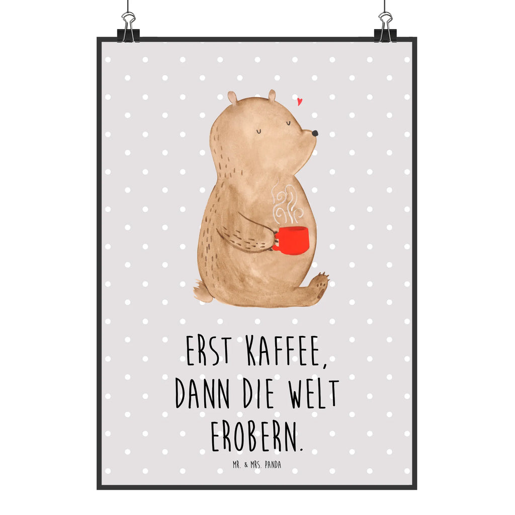 Poster Bär Kaffee Poster, Wandposter, Bild, Wanddeko, Küchenposter, Kinderposter, Wanddeko Bild, Raumdekoration, Wanddekoration, Handgemaltes Poster, Mr. & Mrs. Panda Poster, Designposter, Kunstdruck, Posterdruck, Bär, Teddy, Teddybär, Kaffee, Coffee, Bären, guten Morgen, Morgenroutine, Welt erobern, Welt retten, Motivation