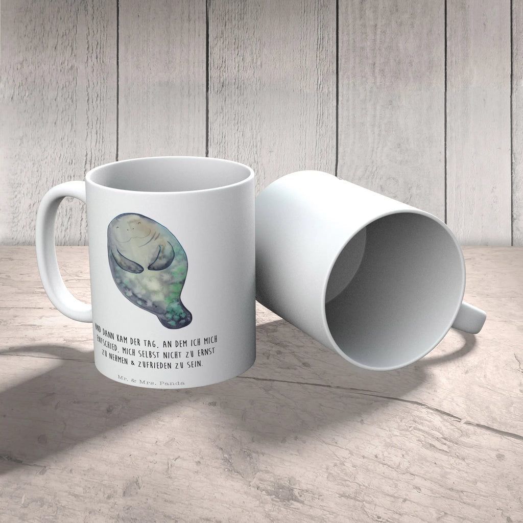 Tasse Seekuh happy Tasse, Kaffeetasse, Teetasse, Becher, Kaffeebecher, Teebecher, Keramiktasse, Porzellantasse, Büro Tasse, Geschenk Tasse, Tasse Sprüche, Tasse Motive, Kaffeetassen, Tasse bedrucken, Designer Tasse, Cappuccino Tassen, Schöne Teetassen, Meerestiere, Meer, Urlaub, Seekuh, Seekühe, Selbstliebe, Respekt, Neuanfang, Neustart, Achtsamkeit, Zufrieden, Liebeskummer, Freundin