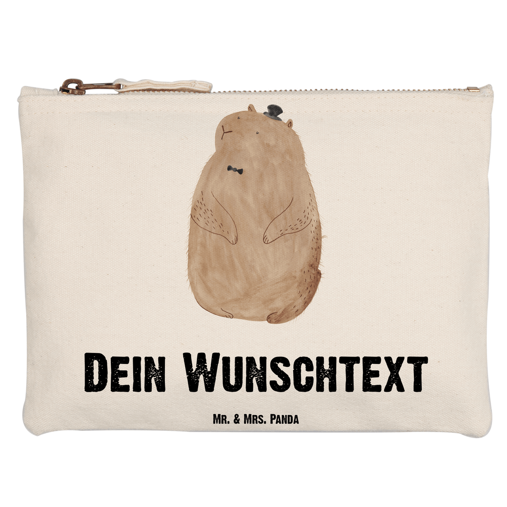 Personalisierte Schminktasche Murmeltier Personalisierte Schminktasche, Personalisierte Kosmetiktasche, Personalisierter Kosmetikbeutel, Personalisiertes Stiftemäppchen, Personalisiertes Etui, Personalisierte Federmappe, Personalisierte Makeup Bag, Personalisiertes Schminketui, Personalisiertes Kosmetiketui, Personalisiertes Schlamperetui, Schminktasche mit Namen, Kosmetiktasche mit Namen, Kosmetikbeutel mit Namen, Stiftemäppchen mit Namen, Etui mit Namen, Federmappe mit Namen, Makeup Bg mit Namen, Schminketui mit Namen, Kosmetiketui mit Namen, Schlamperetui mit Namen, Schminktasche personalisieren, Schminktasche bedrucken, Schminktasche selbst gestalten, Tiermotive, Gute Laune, lustige Sprüche, Tiere, Murmeltier, Knigge, Fröhlichkeit, Freundlichkeit, Respekt, Anstand