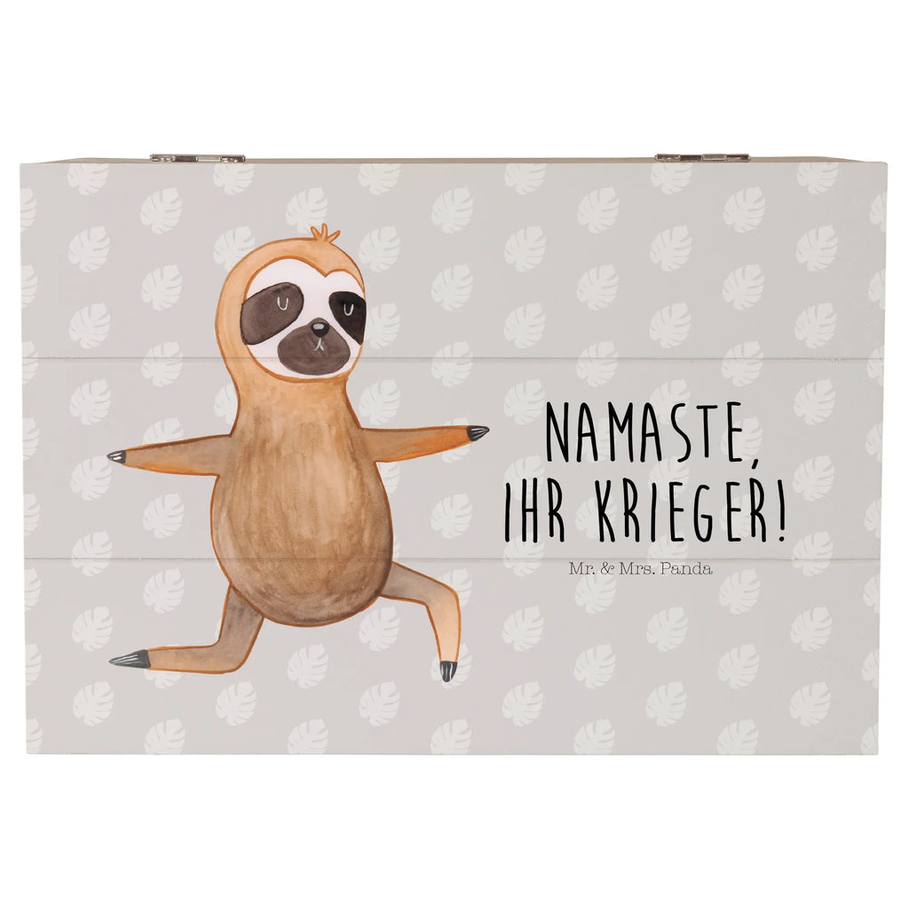 Holzkiste Faultier Yoga Holzkiste, Kiste, Schatzkiste, Truhe, Schatulle, XXL, Erinnerungsbox, Erinnerungskiste, Dekokiste, Aufbewahrungsbox, Geschenkbox, Geschenkdose, Faultier, Faultier Geschenk, Faultier Deko, Faultiere, faul, Lieblingstier, Yoga, Namaste, Krieger, Yogaübungen, Meditation, Atmung, Gelassenheit, Entspannung