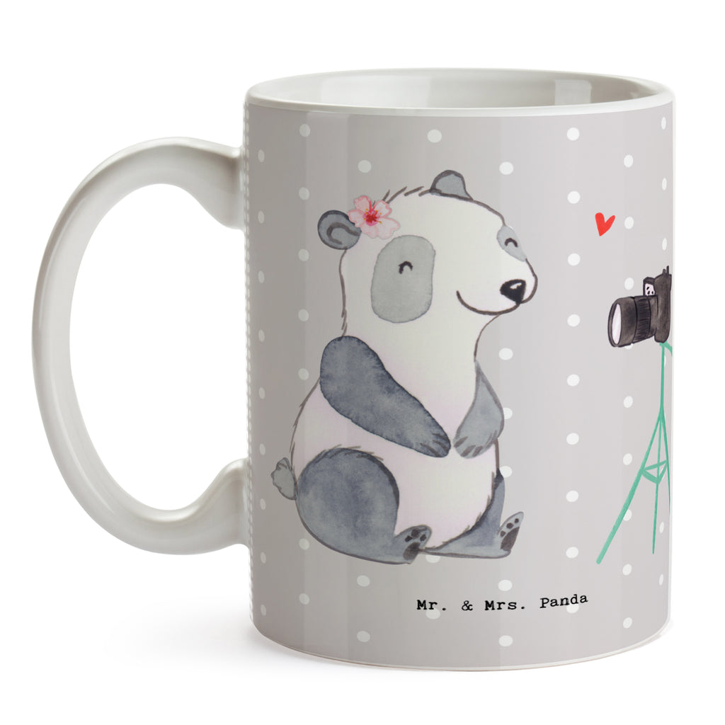 Tasse Vloggerin mit Herz Tasse, Kaffeetasse, Teetasse, Becher, Kaffeebecher, Teebecher, Keramiktasse, Porzellantasse, Büro Tasse, Geschenk Tasse, Tasse Sprüche, Tasse Motive, Kaffeetassen, Tasse bedrucken, Designer Tasse, Cappuccino Tassen, Schöne Teetassen, Beruf, Ausbildung, Jubiläum, Abschied, Rente, Kollege, Kollegin, Geschenk, Schenken, Arbeitskollege, Mitarbeiter, Firma, Danke, Dankeschön