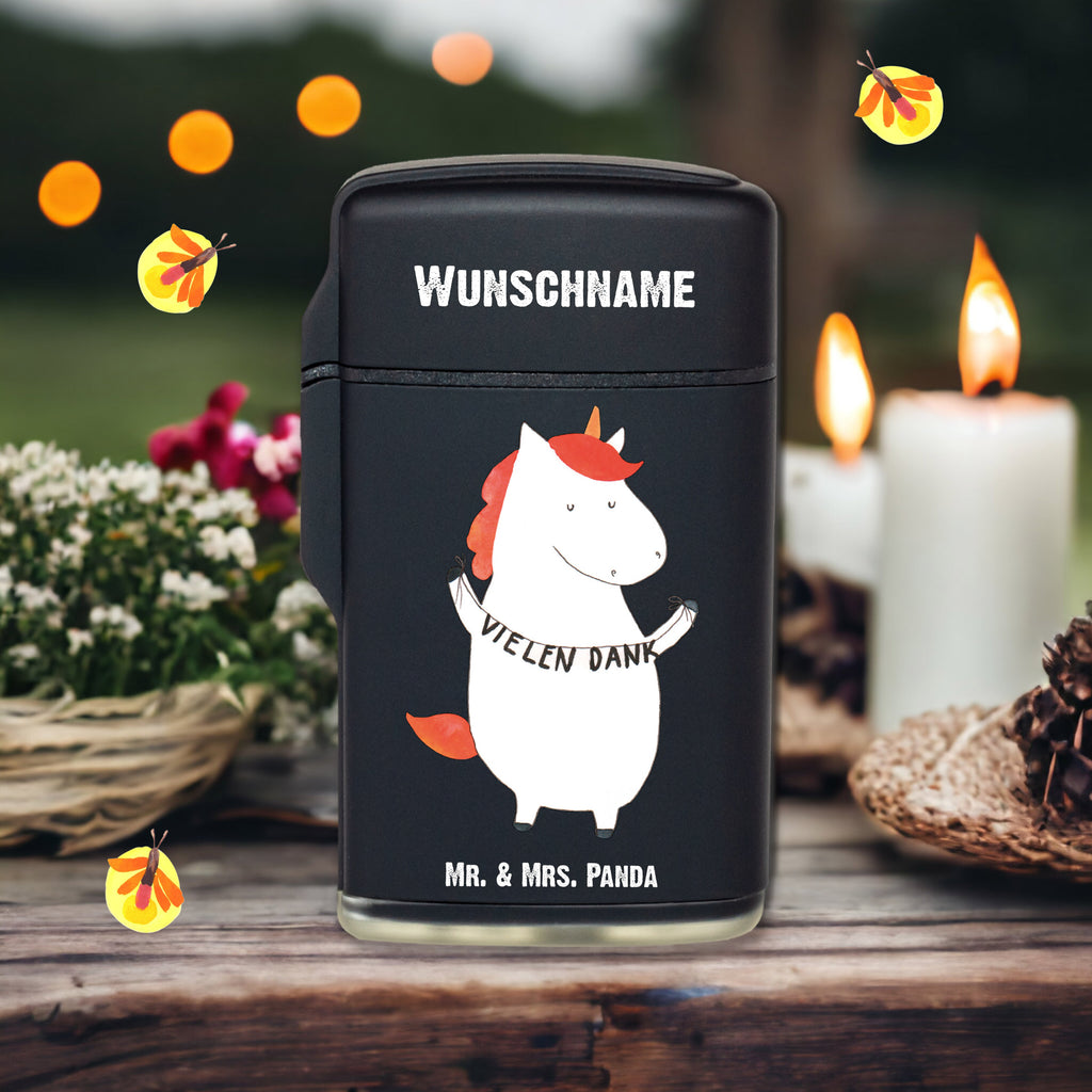 Personalisiertes Feuerzeug Einhorn Vielen Dank Personalisiertes Feuerzeug, Personalisiertes Gas-Feuerzeug, Personalisiertes Sturmfeuerzeug, Feuerzeug bedrucken, Feuerzeug personalisiert, Feuerzeug personalisieren, Feuerzeug selbst gestalten, Feuerzeug Geschenkidee, Feuerzeug als Geschenk, Geschenk Feuerzeug, Feuerzeug Geschenk, Feuerzeug mit Name, Feuerzeug mit Namen, Besonderes Feuerzeug, Einhorn, Einhörner, Einhorn Deko, Pegasus, Unicorn, Danke, vielen Dank, Dankeschön, Danksagung