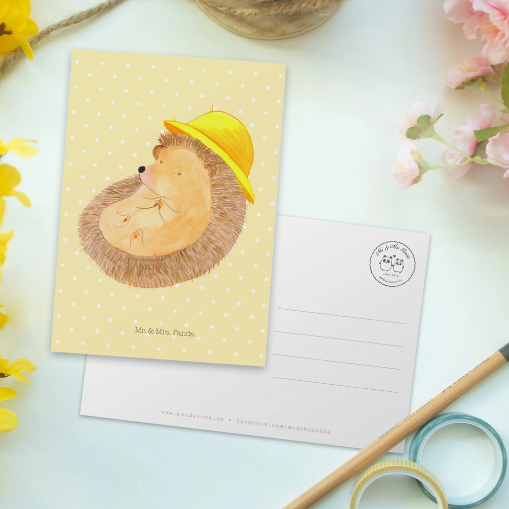 Postkarte Igel betet Postkarte, Karte, Geschenkkarte, Grußkarte, Einladung, Ansichtskarte, Geburtstagskarte, Einladungskarte, Dankeskarte, Ansichtskarten, Einladung Geburtstag, Einladungskarten Geburtstag, Tiermotive, Gute Laune, lustige Sprüche, Tiere, Igel, Igel mit Hut, Sonnenhut, Gott, Amen, beten, Leben, Dankbarkeit, Dankbar sein, dankbar, genießen