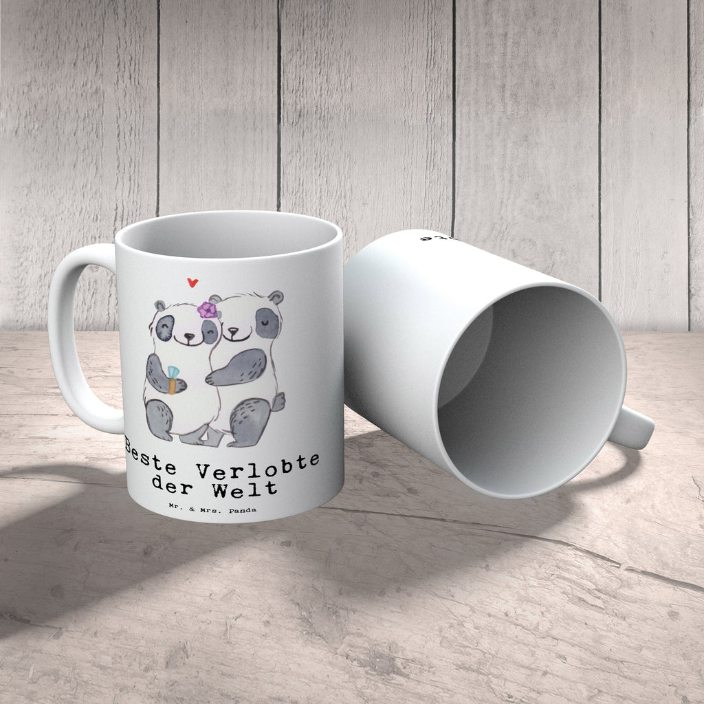 Tasse Panda Beste Verlobte der Welt Tasse, Kaffeetasse, Teetasse, Becher, Kaffeebecher, Teebecher, Keramiktasse, Porzellantasse, Büro Tasse, Geschenk Tasse, Tasse Sprüche, Tasse Motive, Kaffeetassen, Tasse bedrucken, Designer Tasse, Cappuccino Tassen, Schöne Teetassen, für, Dankeschön, Geschenk, Schenken, Geburtstag, Geburtstagsgeschenk, Geschenkidee, Danke, Bedanken, Mitbringsel, Freude machen, Geschenktipp, Verlobte, Verloben, Verlobung, Traumfrau, Frau, Freundin, Ehefrau, Zukünftige, Hochzeit, Ehe