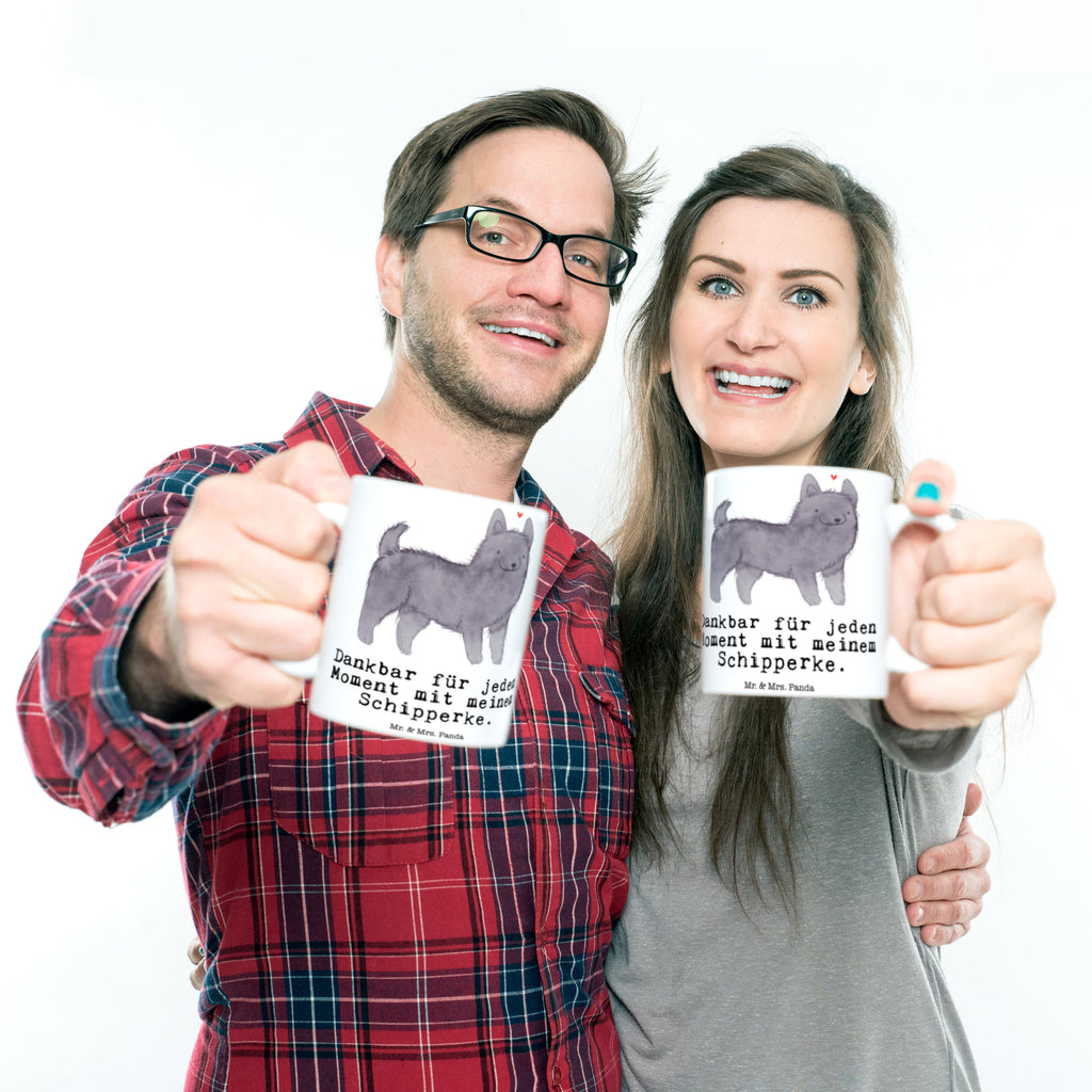 Tasse Schipperke Moment Tasse, Kaffeetasse, Teetasse, Becher, Kaffeebecher, Teebecher, Keramiktasse, Porzellantasse, Büro Tasse, Geschenk Tasse, Tasse Sprüche, Tasse Motive, Kaffeetassen, Tasse bedrucken, Designer Tasse, Cappuccino Tassen, Schöne Teetassen, Hund, Hunderasse, Rassehund, Hundebesitzer, Geschenk, Tierfreund, Schenken, Welpe, Schipperke, belgische Hunderasse