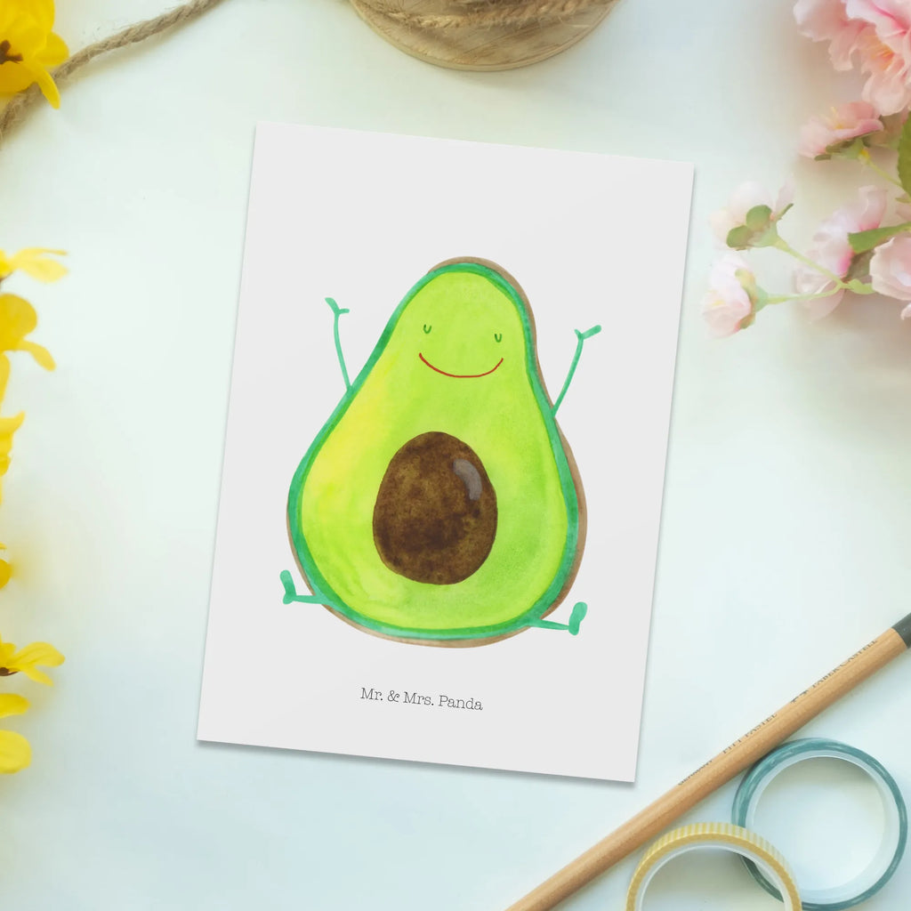 Postkarte Avocado Glücklich Postkarte, Karte, Geschenkkarte, Grußkarte, Einladung, Ansichtskarte, Geburtstagskarte, Einladungskarte, Dankeskarte, Ansichtskarten, Einladung Geburtstag, Einladungskarten Geburtstag, Avocado, Veggie, Vegan, Gesund, Chaos