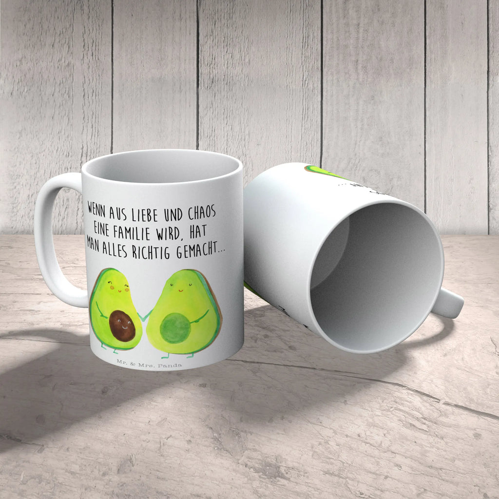 Tasse Avocado Pärchen Tasse, Kaffeetasse, Teetasse, Becher, Kaffeebecher, Teebecher, Keramiktasse, Porzellantasse, Büro Tasse, Geschenk Tasse, Tasse Sprüche, Tasse Motive, Kaffeetassen, Tasse bedrucken, Designer Tasse, Cappuccino Tassen, Schöne Teetassen, Avocado, Veggie, Vegan, Gesund, Avocuddle, Liebe, Schwangerschaft, Familie, Babyshower, Babyparty, Hochzeit, Kinder, Avocados, Geburt