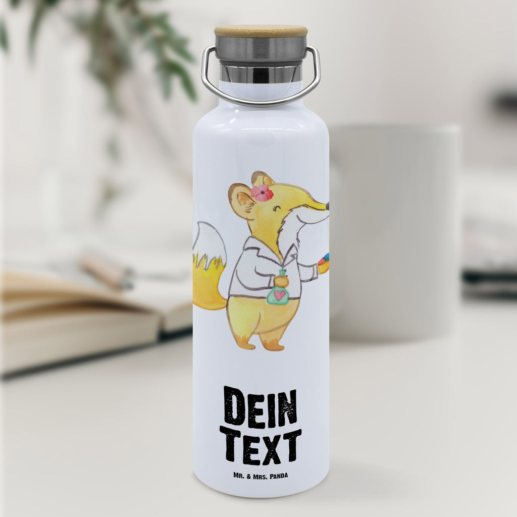 Personalisierte Trinkflasche Apothekerin mit Herz Personalisierte Trinkflasche, Trinkflasche mit Namen, Trinkflasche bedrucken, Flasche personalisiert, Trinkflasch mit Aufdruck, Trinkflasche Werbegeschenk, Namensaufdruck Trinkflasche, Sportflasche personalisiert, Trinkflasche Sport, Beruf, Ausbildung, Jubiläum, Abschied, Rente, Kollege, Kollegin, Geschenk, Schenken, Arbeitskollege, Mitarbeiter, Firma, Danke, Dankeschön, Apothekerin, Pharmazie, Staatsexamen, Approbation, Eröffnung Apotheke