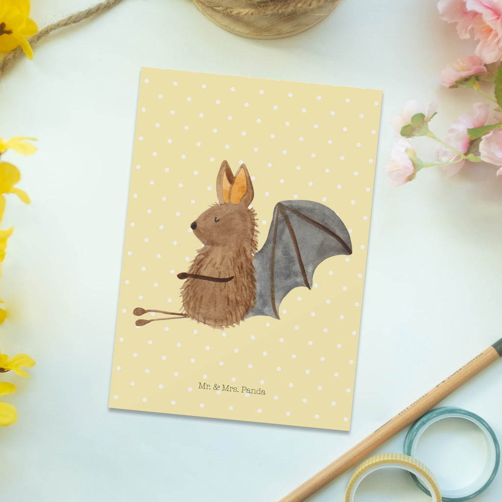 Postkarte Fledermaus Sitzen Postkarte, Karte, Geschenkkarte, Grußkarte, Einladung, Ansichtskarte, Geburtstagskarte, Einladungskarte, Dankeskarte, Ansichtskarten, Einladung Geburtstag, Einladungskarten Geburtstag, Tiermotive, Gute Laune, lustige Sprüche, Tiere, Fledermaus, Fledermäuse, Motivation, entspannen