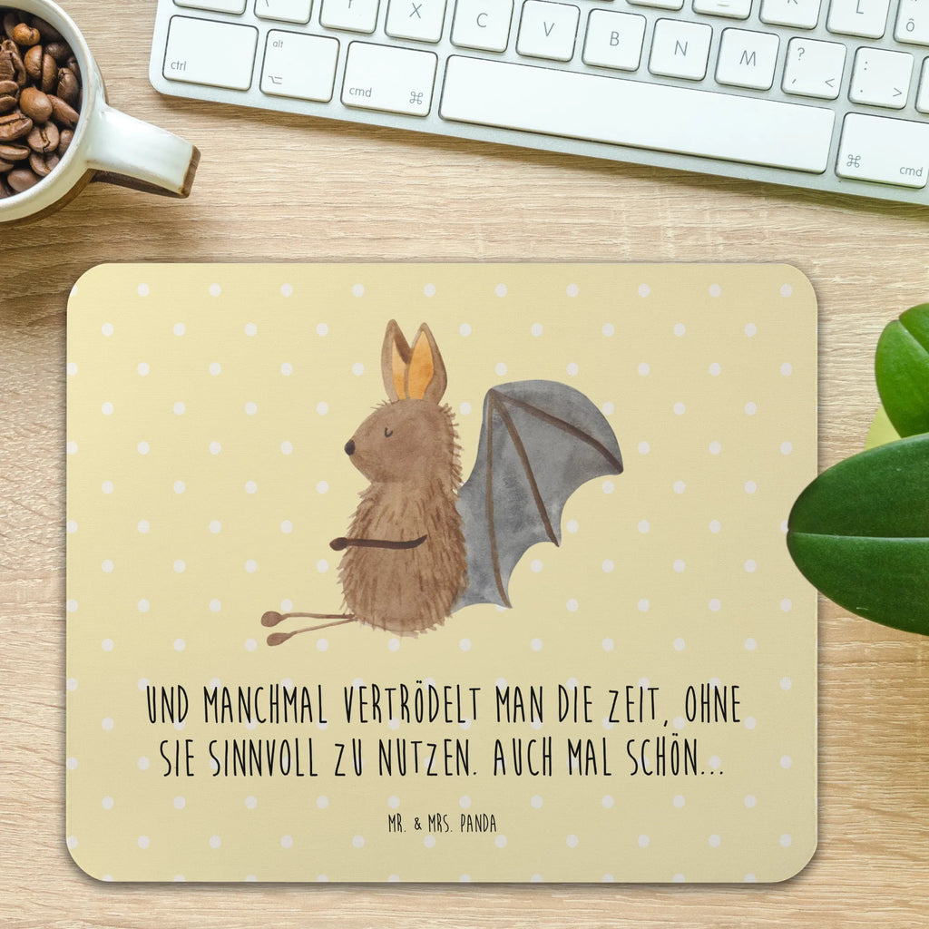 Mauspad Fledermaus sitzend Mousepad, Computer zubehör, Büroausstattung, PC Zubehör, Arbeitszimmer, Mauspad, Einzigartiges Mauspad, Designer Mauspad, Mausunterlage, Mauspad Büro, Tiermotive, Gute Laune, lustige Sprüche, Tiere, Fledermaus, Fledermäuse, Motivation, entspannen