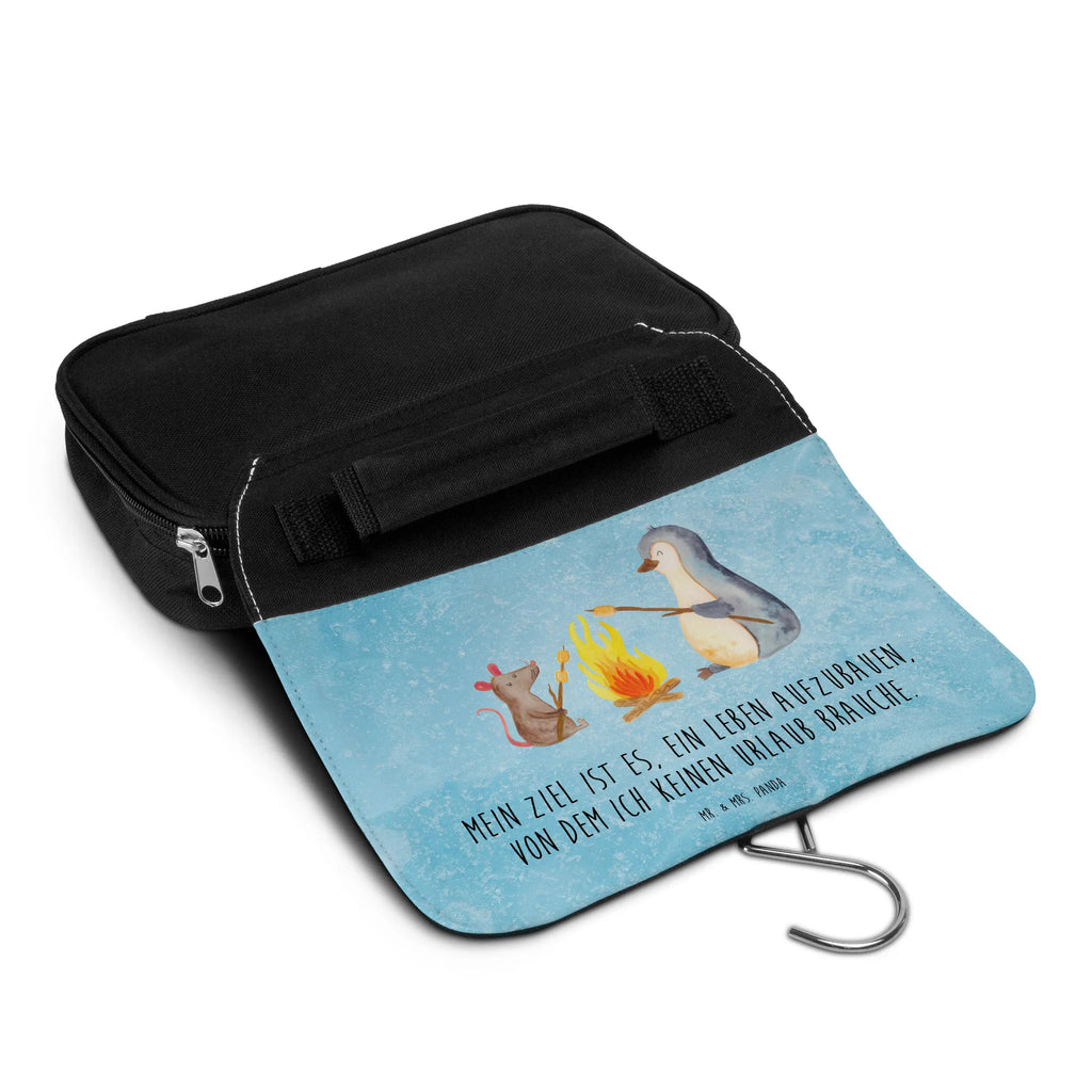 Kulturbeutel Pinguin Lagerfeuer Kulturbeutel, Zum Aufhängen, Waschtasche, Kosmetiktasche, Damen, Herren, Aufbewahrungstasche, Schminktasche, Kosmetikbeutel, Organizer, Kulturtasche, Schminkutensil, Pinguin, Maus, Pinguine, Lagerfeuer, Leben, Arbeit, Job, Motivation, Büro, Büroalltag, Lebensspruch, Lebensmotivation, Neustart, Liebe, grillen, Feuer, Marshmallows