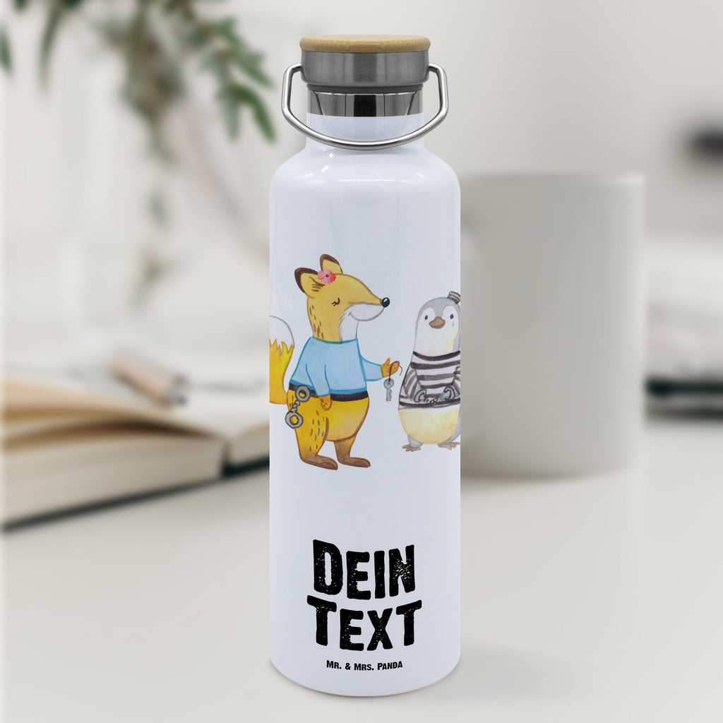 Personalisierte Trinkflasche Justizvollzugsbeamte mit Herz Personalisierte Trinkflasche, Trinkflasche mit Namen, Trinkflasche bedrucken, Flasche personalisiert, Trinkflasch mit Aufdruck, Trinkflasche Werbegeschenk, Namensaufdruck Trinkflasche, Sportflasche personalisiert, Trinkflasche Sport, Beruf, Ausbildung, Jubiläum, Abschied, Rente, Kollege, Kollegin, Geschenk, Schenken, Arbeitskollege, Mitarbeiter, Firma, Danke, Dankeschön, Gefängniswärterin, Justizvollzugsbeamte