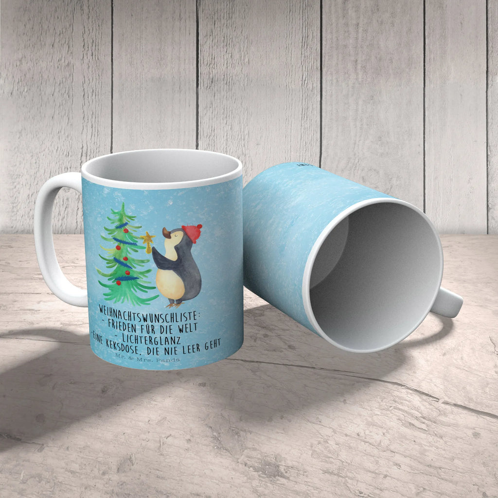 Tasse Pinguin Weihnachtsbaum Tasse, Kaffeetasse, Teetasse, Becher, Kaffeebecher, Teebecher, Keramiktasse, Porzellantasse, Büro Tasse, Geschenk Tasse, Tasse Sprüche, Tasse Motive, Kaffeetassen, Tasse bedrucken, Designer Tasse, Cappuccino Tassen, Schöne Teetassen, Winter, Weihnachten, Weihnachtsdeko, Nikolaus, Advent, Heiligabend, Wintermotiv, Pinguin