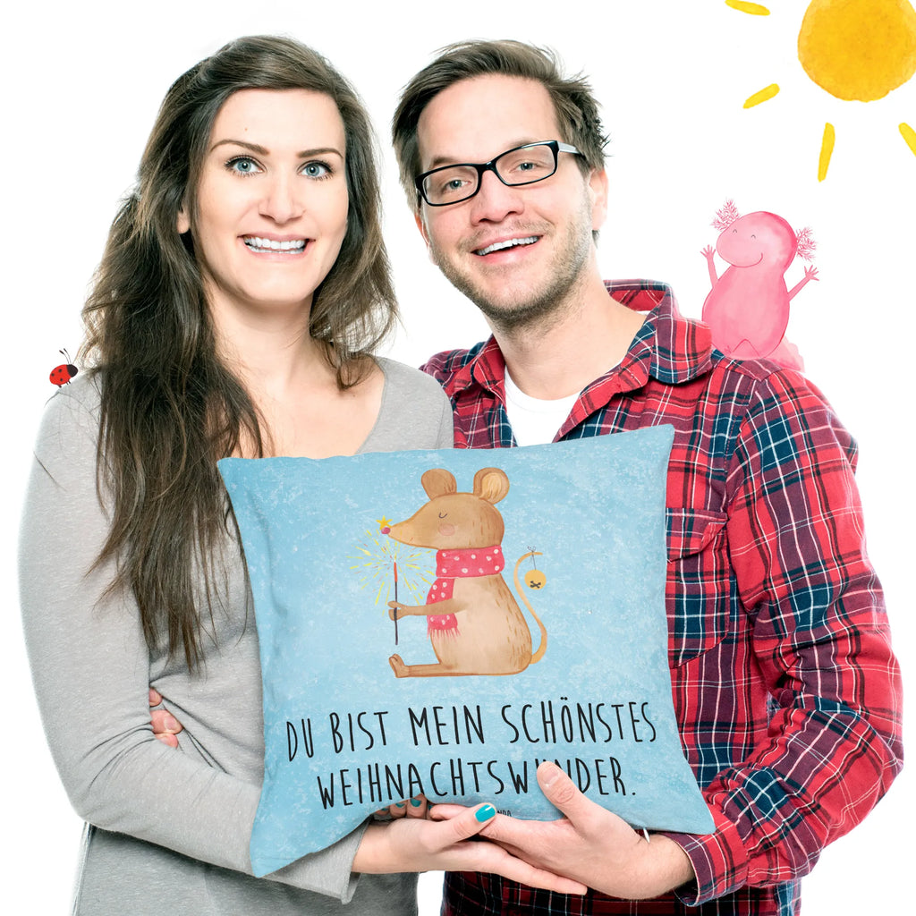 40x40 Kissen Maus Weihnachten Kissenhülle, Kopfkissen, Sofakissen, Dekokissen, Motivkissen, sofakissen, sitzkissen, Kissen, Kissenbezüge, Kissenbezug 40x40, Kissen 40x40, Kissenhülle 40x40, Zierkissen, Couchkissen, Dekokissen Sofa, Sofakissen 40x40, Dekokissen 40x40, Kopfkissen 40x40, Kissen 40x40 Waschbar, Winter, Weihnachten, Weihnachtsdeko, Nikolaus, Advent, Heiligabend, Wintermotiv, Frohe Weihnachten, Weihnachtsgruß, Weihnachtsmotiv, Maus, Mäuschen, Weihnachtswunder