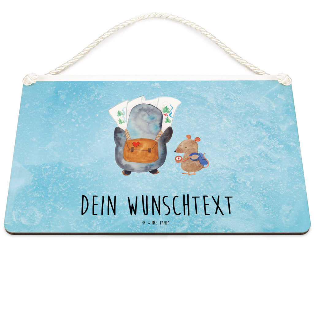 Personalisiertes Deko Schild Pinguin & Maus Wanderer Dekoschild, Deko Schild, Schild, Tür Schild, Türschild, Holzschild, Wandschild, Wanddeko, Pinguin, Pinguine, Abenteurer, Abenteuer, Roadtrip, Ausflug, Wanderlust, wandern