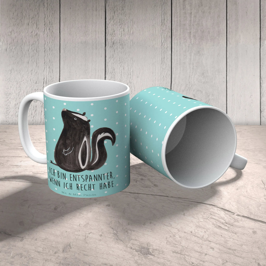 Tasse Stinktier Sitzen Tasse, Kaffeetasse, Teetasse, Becher, Kaffeebecher, Teebecher, Keramiktasse, Porzellantasse, Büro Tasse, Geschenk Tasse, Tasse Sprüche, Tasse Motive, Kaffeetassen, Tasse bedrucken, Designer Tasse, Cappuccino Tassen, Schöne Teetassen, Stinktier, Skunk, Wildtier, Raubtier, Stinker, Stinki, Spruch, Büro, Recht, Besserwisser