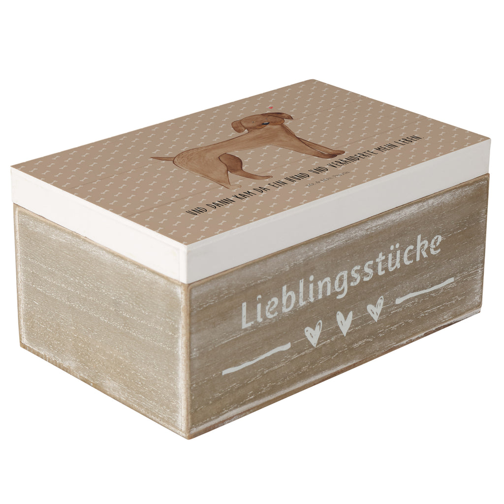 Holzkiste Hund Dogge Holzkiste, Kiste, Schatzkiste, Truhe, Schatulle, XXL, Erinnerungsbox, Erinnerungskiste, Dekokiste, Aufbewahrungsbox, Geschenkbox, Geschenkdose, Hund, Hundemotiv, Haustier, Hunderasse, Tierliebhaber, Hundebesitzer, Sprüche, Hunde, Dogge, Deutsche Dogge, Great Dane