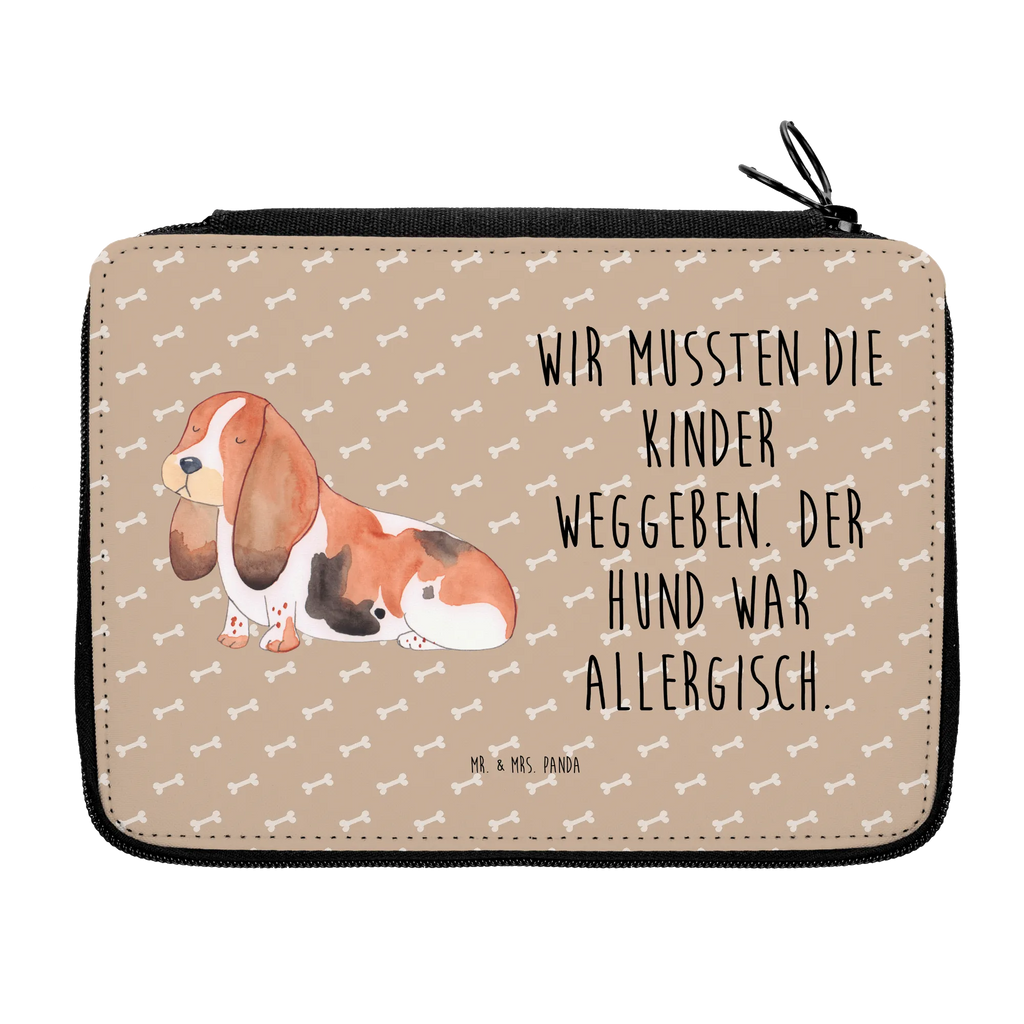 Federmappe Hund Basset Hound Federmappe, Stiftetasche, Stifte Etui, Schule, Einschulung, Geschenk, Kind, Schüler, Schülerin, Stifterolle, Federmäppchen, Motiv, Grundschule, Federmäppchen bedruckt, Büro Stifte Etui, Bestückte Federmappe, Kinder Federmappe, Federmappe Einschulung, Hund, Hundemotiv, Haustier, Hunderasse, Tierliebhaber, Hundebesitzer, Sprüche, Basset Hound, Basset, Hundeliebe, kinderlos