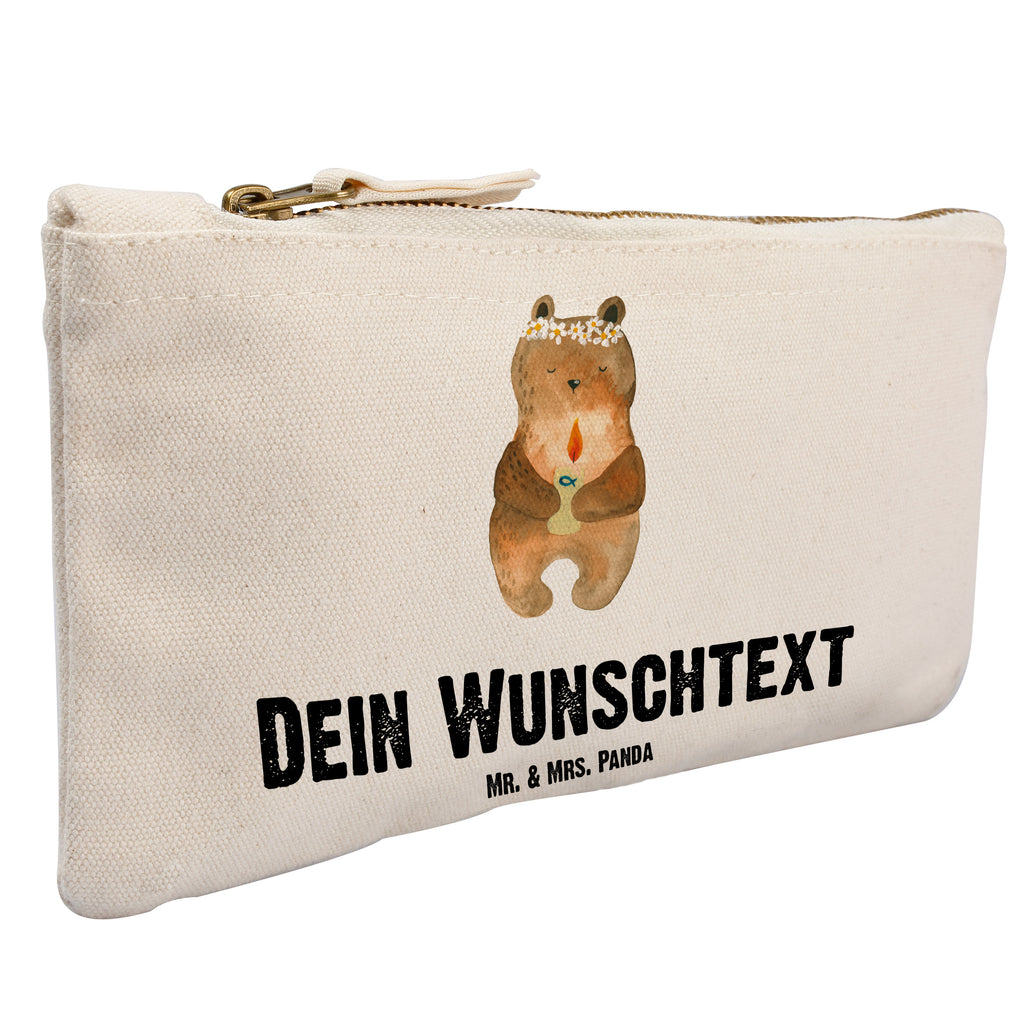 Personalisierte Schminktasche Kommunion-Bär Personalisierte Schminktasche, Personalisierte Kosmetiktasche, Personalisierter Kosmetikbeutel, Personalisiertes Stiftemäppchen, Personalisiertes Etui, Personalisierte Federmappe, Personalisierte Makeup Bag, Personalisiertes Schminketui, Personalisiertes Kosmetiketui, Personalisiertes Schlamperetui, Schminktasche mit Namen, Kosmetiktasche mit Namen, Kosmetikbeutel mit Namen, Stiftemäppchen mit Namen, Etui mit Namen, Federmappe mit Namen, Makeup Bg mit Namen, Schminketui mit Namen, Kosmetiketui mit Namen, Schlamperetui mit Namen, Schminktasche personalisieren, Schminktasche bedrucken, Schminktasche selbst gestalten, Bär, Teddy, Teddybär, Kommunion, Gottes Segen, Taufkerze, katholisch