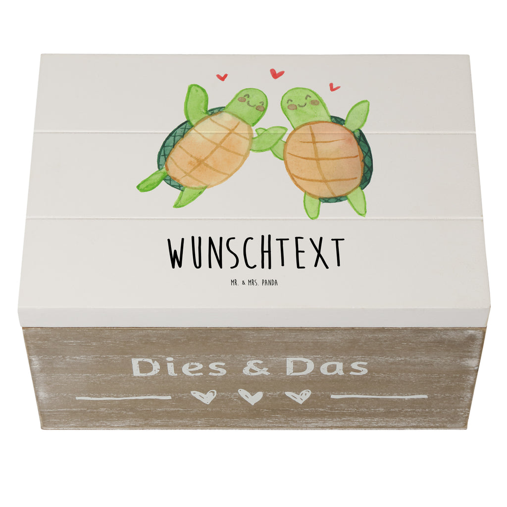 Personalisierte Holzkiste Schildkröten Paar Holzkiste mit Namen, Kiste mit Namen, Schatzkiste mit Namen, Truhe mit Namen, Schatulle mit Namen, Erinnerungsbox mit Namen, Erinnerungskiste, mit Namen, Dekokiste mit Namen, Aufbewahrungsbox mit Namen, Holzkiste Personalisiert, Kiste Personalisiert, Schatzkiste Personalisiert, Truhe Personalisiert, Schatulle Personalisiert, Erinnerungsbox Personalisiert, Erinnerungskiste Personalisiert, Dekokiste Personalisiert, Aufbewahrungsbox Personalisiert, Geschenkbox personalisiert, GEschenkdose personalisiert, Liebe, Partner, Freund, Freundin, Ehemann, Ehefrau, Heiraten, Verlobung, Heiratsantrag, Liebesgeschenk, Jahrestag, Hocheitstag, Valentinstag, Geschenk für Frauen, Hochzeitstag, Mitbringsel, Geschenk für Freundin, Geschenk für Partner, Liebesbeweis, für Männer, für Ehemann