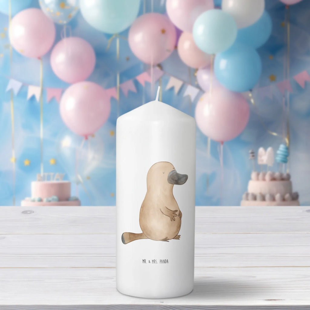 Candle platypus courage Kerze, Taufkerze, Kommunionskerze, Geburtstagskerze, Geschenk Kerze, Taufgeschenk Kerze, Kerze mit Druck, Besondere Kerze, Geschenkidee Kerze, Kerze für Kommunion, Geburtstag Kerze, Kommunion Kerze, Meerestiere, Meer, Urlaub, Schnabeltier, Mut, mutig, Lebensweisheit, Schnabeltiere, Motivation, Training, Büro, Arbeit, Neuanfang, Neustart, Weltreise, Raodtrip