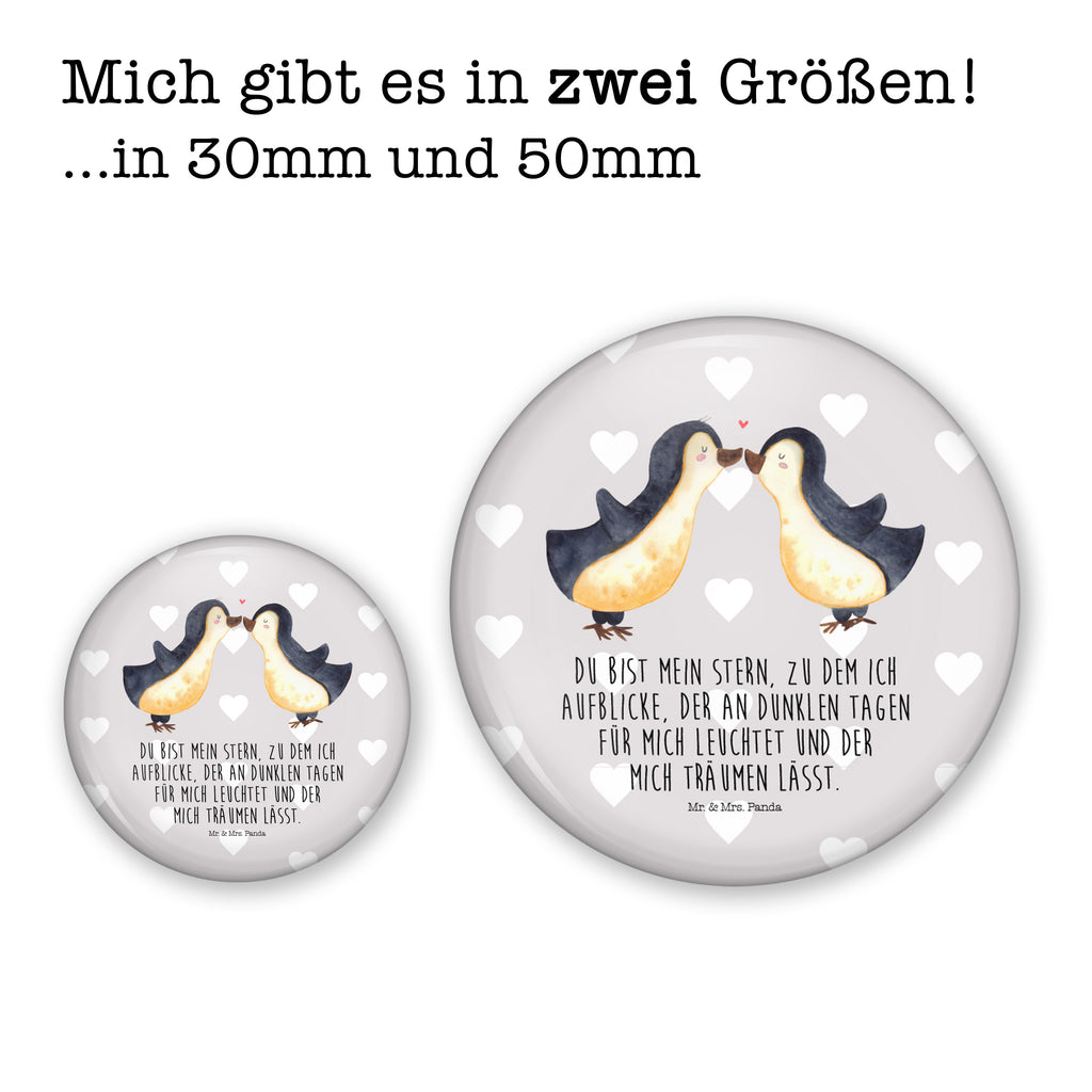 Button Pinguin Liebe 50mm Button, Button, Pin, Anstecknadel, Liebe, Partner, Freund, Freundin, Ehemann, Ehefrau, Heiraten, Verlobung, Heiratsantrag, Liebesgeschenk, Jahrestag, Hocheitstag, Pinguin, Pinguine, Pinguin Paar, Pinguinpaar, Pinguin Liebe, Paar, Pärchen. Liebespaar, Liebesbeweis, Liebesspruch, Hochzeitstag, Geschenk Freund, Geschenk Freundin, Verlobte, Verlobter, Love, Geschenk Hochzeitstag, Geschenkidee, Hochzeit, Gastgeschenk