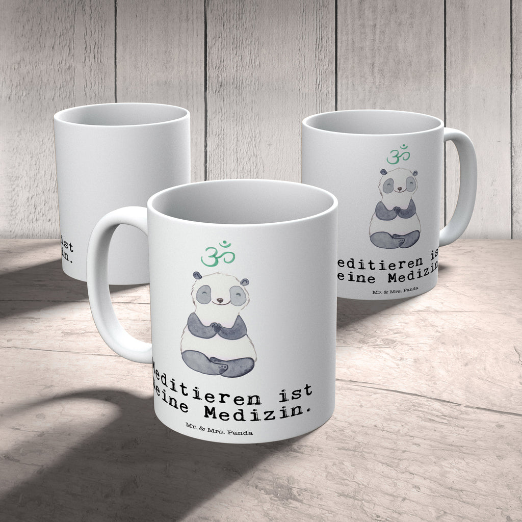 Tasse Panda Meditieren Tasse, Kaffeetasse, Teetasse, Becher, Kaffeebecher, Teebecher, Keramiktasse, Porzellantasse, Büro Tasse, Geschenk Tasse, Tasse Sprüche, Tasse Motive, Kaffeetassen, Tasse bedrucken, Designer Tasse, Cappuccino Tassen, Schöne Teetassen, Geschenk, Sport, Sportart, Hobby, Schenken, Danke, Dankeschön, Auszeichnung, Gewinn, Sportler, Meditieren, Meditation, Meditationskurs