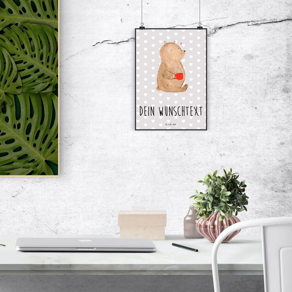 Personalisiertes Poster Bär Morgenkaffee Personalisiertes Poster, Personalisiertes Wandposter, Personalisiertes Bild, Personalisierte Wanddeko, Personalisiertes Küchenposter, Personalisiertes Kinderposter, Personalisierte Wanddeko Bild, Personalisierte Raumdekoration, Personalisierte Wanddekoration, Personalisiertes Handgemaltes Poster, Personalisiertes Designposter, Personalisierter Kunstdruck, Personalisierter Posterdruck, Poster mit Namen, Wandposter mit Namen, Bild mit Namen, Wanddeko mit Namen, Küchenposter mit Namen, Kinderposter mit Namen, Wanddeko Bild mit Namen, Raumdekoration mit Namen, Wanddekoration mit Namen, Kunstdruck mit Namen, Posterdruck mit Namen, Wunschtext Poster, Poster selbst gestalten., Liebe, Partner, Freund, Freundin, Ehemann, Ehefrau, Heiraten, Verlobung, Heiratsantrag, Liebesgeschenk, Jahrestag, Hocheitstag, Valentinstag, Geschenk für Frauen, Hochzeitstag, Mitbringsel, Geschenk für Freundin, Geschenk für Partner, Liebesbeweis, für Männer, für Ehemann