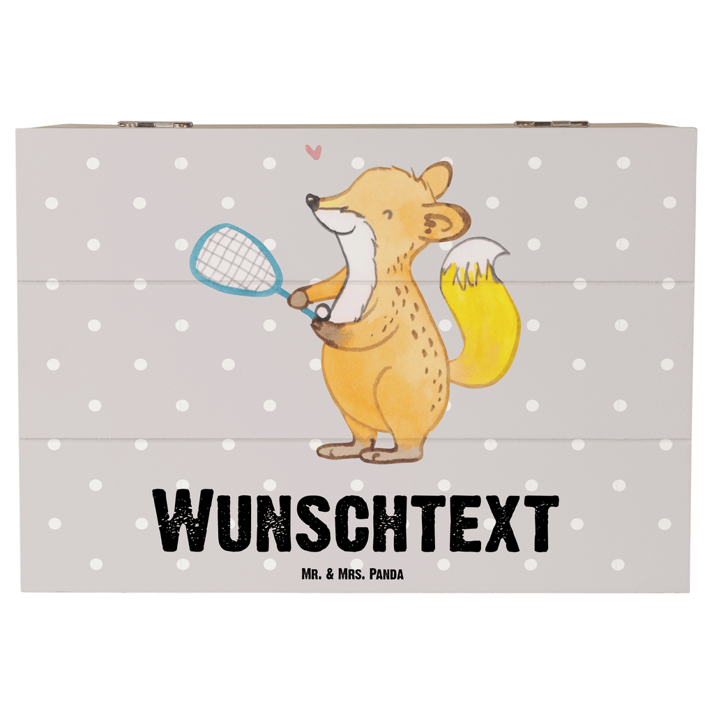 Personalisierte Holzkiste Fuchs Squash spielen Holzkiste mit Namen, Kiste mit Namen, Schatzkiste mit Namen, Truhe mit Namen, Schatulle mit Namen, Erinnerungsbox mit Namen, Erinnerungskiste, mit Namen, Dekokiste mit Namen, Aufbewahrungsbox mit Namen, Holzkiste Personalisiert, Kiste Personalisiert, Schatzkiste Personalisiert, Truhe Personalisiert, Schatulle Personalisiert, Erinnerungsbox Personalisiert, Erinnerungskiste Personalisiert, Dekokiste Personalisiert, Aufbewahrungsbox Personalisiert, Geschenkbox personalisiert, GEschenkdose personalisiert, Geschenk, Sport, Sportart, Hobby, Schenken, Danke, Dankeschön, Auszeichnung, Gewinn, Sportler, Squash spielen, Squashhalle, Ballsport