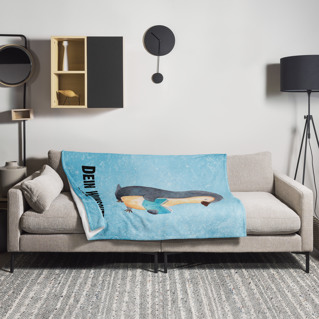 Personalisierte Decke Pinguin Buch Personalisierte Decke, Decke mit Namen, Kuscheldecke mit Namen, Decke bedrucken, Kuscheldecke bedrucken, Pinguin, Pinguine, Buch, Lesen, Bücherwurm, Nichtstun, Faulenzen, Ferien, Urlaub, Freizeit