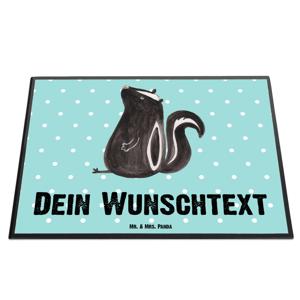 Personalisierte Schreibtischunterlage Stinktier sitzend Personalisierte Schreibunterlage, Personalisierte Schreibtischauflage, Personalisierte Schreibtisch Unterlagen, Schreibunterlage mit Namen, Schreibtischauflage mit Namen, Schreibtisch Unterlagen mit Namen, Selbst gestalten, Namensaufdruck, Namenspersonalisierung, Stinktier, Skunk, Wildtier, Raubtier, Stinker, Stinki, Spruch, Büro, Recht, Besserwisser