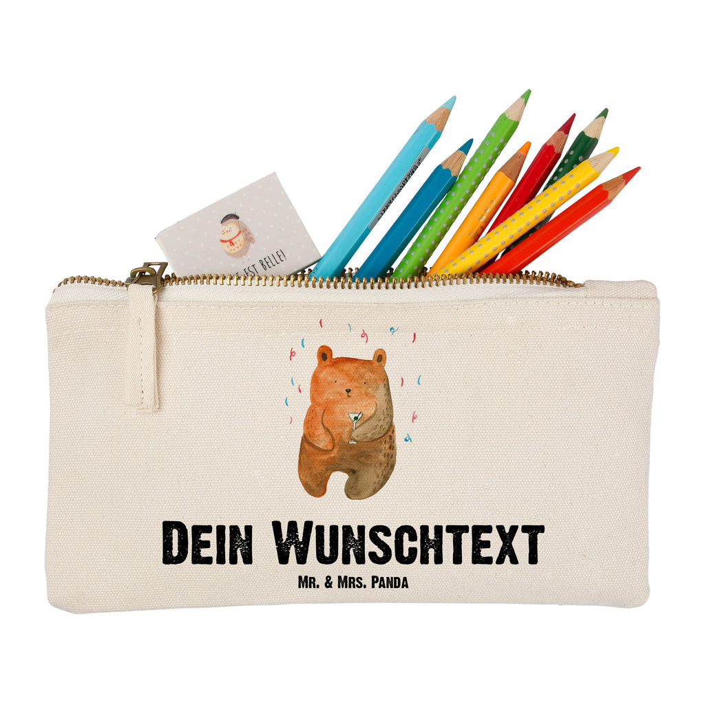 Personalisierte Schminktasche Bär Party Personalisierte Schminktasche, Personalisierte Kosmetiktasche, Personalisierter Kosmetikbeutel, Personalisiertes Stiftemäppchen, Personalisiertes Etui, Personalisierte Federmappe, Personalisierte Makeup Bag, Personalisiertes Schminketui, Personalisiertes Kosmetiketui, Personalisiertes Schlamperetui, Schminktasche mit Namen, Kosmetiktasche mit Namen, Kosmetikbeutel mit Namen, Stiftemäppchen mit Namen, Etui mit Namen, Federmappe mit Namen, Makeup Bg mit Namen, Schminketui mit Namen, Kosmetiketui mit Namen, Schlamperetui mit Namen, Schminktasche personalisieren, Schminktasche bedrucken, Schminktasche selbst gestalten, Bär, Teddy, Teddybär, Geburtstag, Geburtstagsgeschenk, Geschenk, Party, Feiern, Abfeiern, Mitbringsel, Gute Laune, Lustig