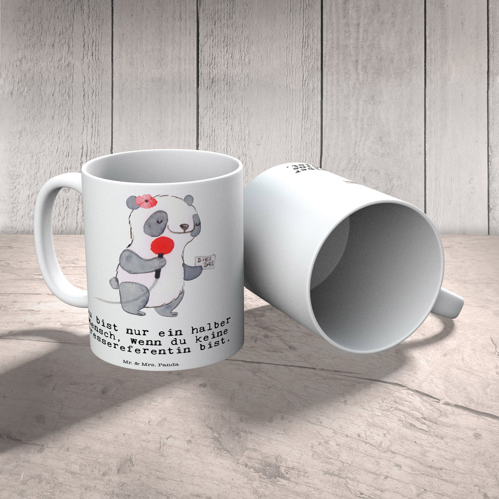 Tasse Pressereferentin mit Herz Tasse, Kaffeetasse, Teetasse, Becher, Kaffeebecher, Teebecher, Keramiktasse, Porzellantasse, Büro Tasse, Geschenk Tasse, Tasse Sprüche, Tasse Motive, Kaffeetassen, Tasse bedrucken, Designer Tasse, Cappuccino Tassen, Schöne Teetassen, Beruf, Ausbildung, Jubiläum, Abschied, Rente, Kollege, Kollegin, Geschenk, Schenken, Arbeitskollege, Mitarbeiter, Firma, Danke, Dankeschön, Pressereferentin, Pressemitarbeiterin, Presseagentur, Studium