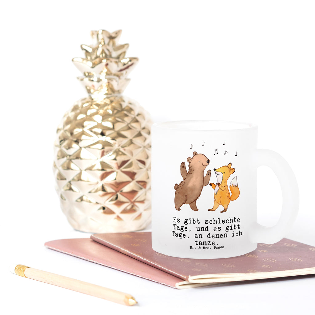 Teetasse Hase Tanzen Tage Teetasse, Teeglas, Teebecher, Tasse mit Henkel, Tasse, Glas Teetasse, Teetasse aus Glas, Geschenk, Sport, Sportart, Hobby, Schenken, Danke, Dankeschön, Auszeichnung, Gewinn, Sportler, Tanzen, tanzen gehen, Tanzschule, Tanzkurs