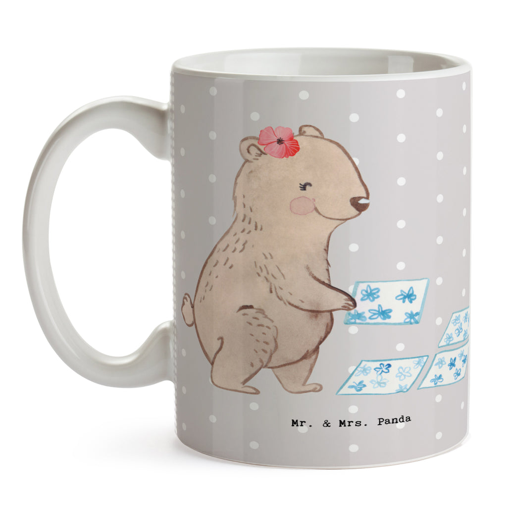 Tasse Fliesenlegerin mit Herz Tasse, Kaffeetasse, Teetasse, Becher, Kaffeebecher, Teebecher, Keramiktasse, Porzellantasse, Büro Tasse, Geschenk Tasse, Tasse Sprüche, Tasse Motive, Kaffeetassen, Tasse bedrucken, Designer Tasse, Cappuccino Tassen, Schöne Teetassen, Beruf, Ausbildung, Jubiläum, Abschied, Rente, Kollege, Kollegin, Geschenk, Schenken, Arbeitskollege, Mitarbeiter, Firma, Danke, Dankeschön, Fliesenlegerin, Gesellenprüfung, Fliesenlegermeisterin, Fliesenlegerbetrieb, Fliesenfachhandel, Handwerk