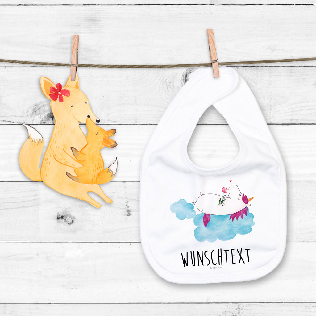 Personalisiertes Babylätzchen Einhorn verliebt auf Wolke Baby, Personalisiertes Lätzchen, Personalisiertes Spucktuch, Personalisiertes Sabberlätzchen, Personalisiertes Klettlätzchen, Personalisiertes Baby-Lätzchen, KPersonalisiertes Kinderlätzchen, Personalisiertes Geburt Geschenk, Geschenkidee Geburt, Personalisiertes Baby-Spucktuch, Personalisierter Baby-Kleckschutz, Personalisiertes Babyparty Geschenk, Personalisiertes Lätzchen für Babys, Lätzchen mit Namen, Spucktuch mit Namen, Sabberlätzchen mit Namen, Klettlätzchen mit Namen, Baby-Lätzchen mit Namen, Kinderlätzchen mit Namen, Geburt Geschenk mit Namen, Geschenkidee Geburt mit Namen, Baby-Spucktuch mit Namen, Baby-Kleckschutz, Babyparty Geschenk mit Namen, Lätzchen für Babys mit Namen, Selbst gestalten, Wunschnamen, Babylätzchen Bedrucken, Einhorn, Einhörner, Einhorn Deko, Pegasus, Unicorn, verliebt, Liebe, Liebesbeweis, Freundin, Wolke