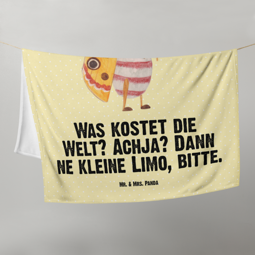 Babydecke Nachtfalter mit Fähnchen Babydecke, Babygeschenk, Geschenk Geburt, Babyecke Kuscheldecke, Krabbeldecke, Tiermotive, Gute Laune, lustige Sprüche, Tiere, Nachtfalter, Käfer, Spruch lustig, Spruch witzig, süß, niedlich, Küche Deko, Was kostet die Welt