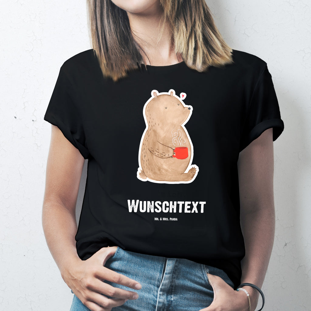 Personalisiertes T-Shirt Bär Morgenkaffee T-Shirt Personalisiert, T-Shirt mit Namen, T-Shirt mit Aufruck, Männer, Frauen, Liebe, Partner, Freund, Freundin, Ehemann, Ehefrau, Heiraten, Verlobung, Heiratsantrag, Liebesgeschenk, Jahrestag, Hocheitstag, Valentinstag, Geschenk für Frauen, Hochzeitstag, Mitbringsel, Geschenk für Freundin, Geschenk für Partner, Liebesbeweis, für Männer, für Ehemann