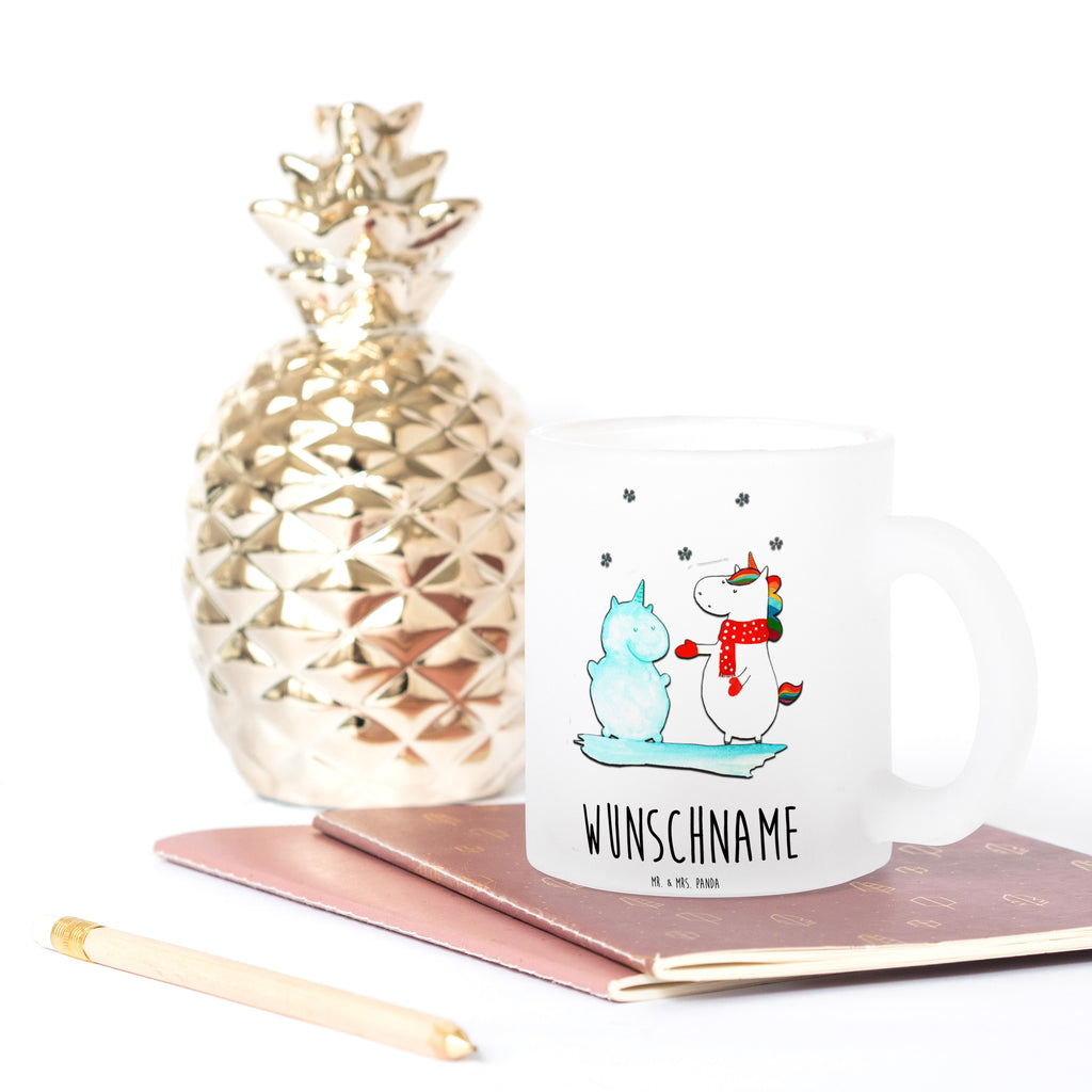 Personalisierte Teetasse Einhorn Schneemann Personalisierte Teetasse, Personalisiertes Teeglas, Personalisierter Teebecher, Personalisierte Glas Teetasse, Personalisierte Teetasse aus Glas, Teetasse mit Namen, Teeglas mit Namen, Teebecher mit Namen, Glas Teetasse mit Namen, Teetasse aus Glas mit Namen, Teetasse Wunschname, Teetasse selbst gestalten., Einhorn, Einhörner, Einhorn Deko, Pegasus, Unicorn, Schneemann, Winter, Schnee, Kuchen, Weihnachten, kalt, Mütze, Handschuhe, X-Mas